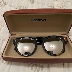 Illesteva Leonard Mirrored Sunglasses